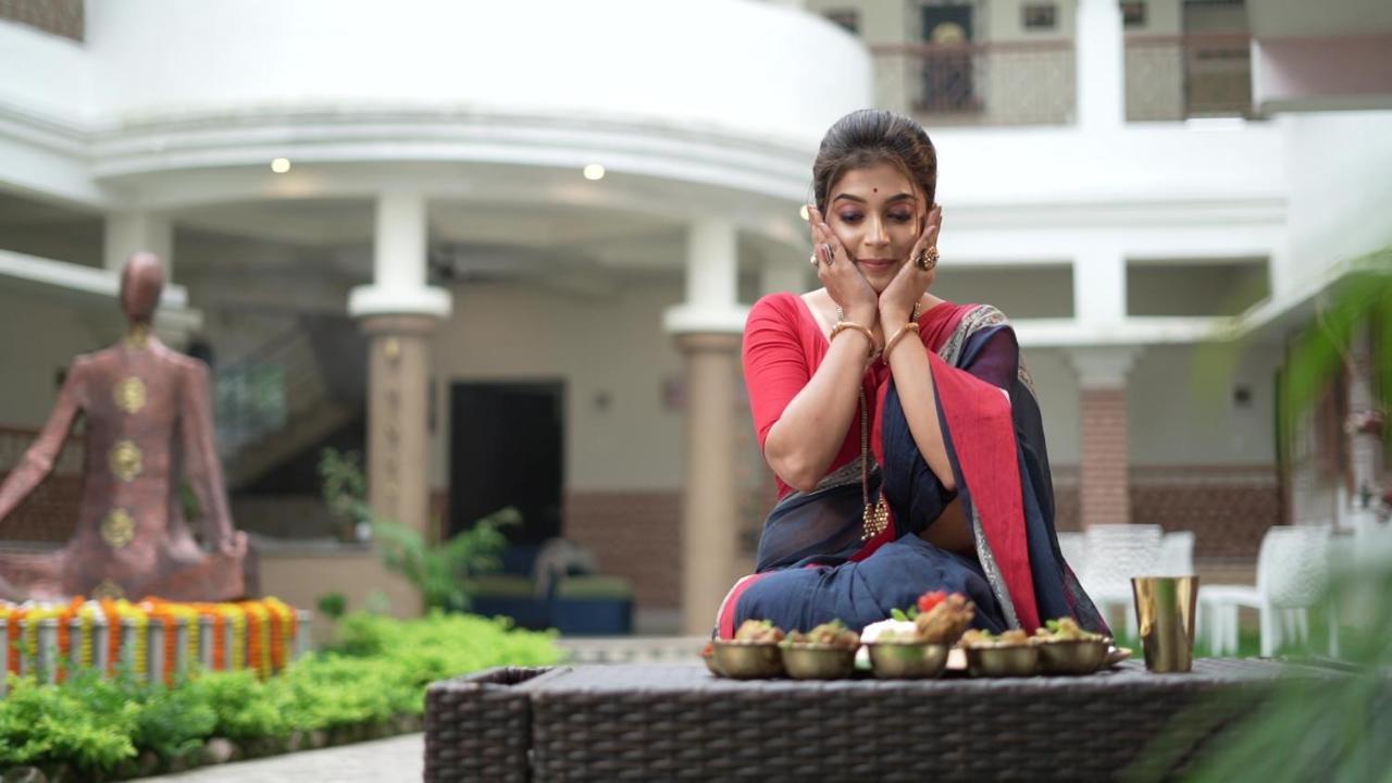 Hotel Kolam Shānti Niketan エクステリア 写真