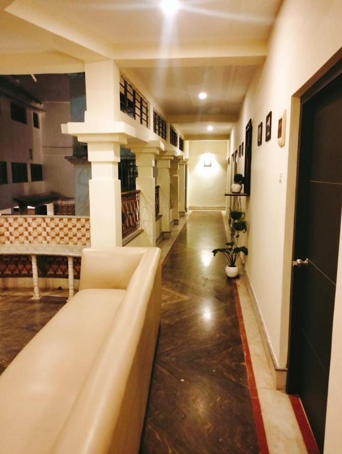 Hotel Kolam Shānti Niketan エクステリア 写真